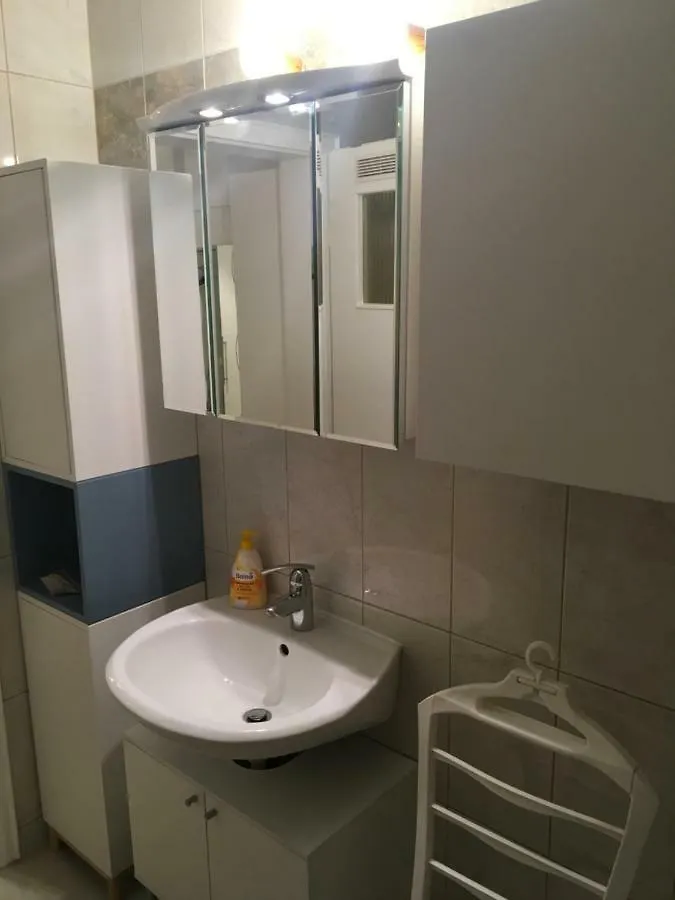 2 Room Apartment Schwabing Near Bmw World, Olympiapark ミュンヘン 0*,
